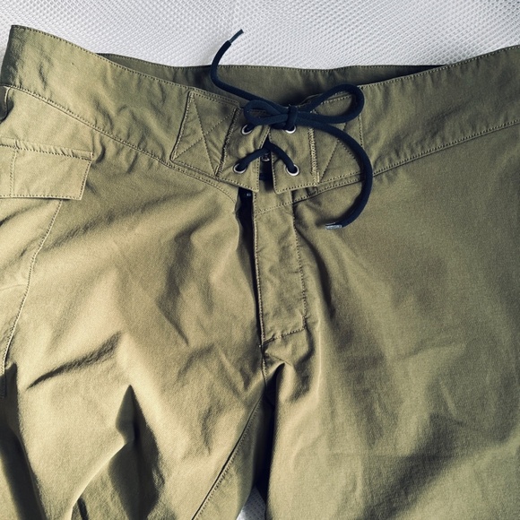 Sombrio Shorts Mountain Bike Size L 1 Pocket Green Long Leg Short Fly Lace Up - Picture 2 of 8
